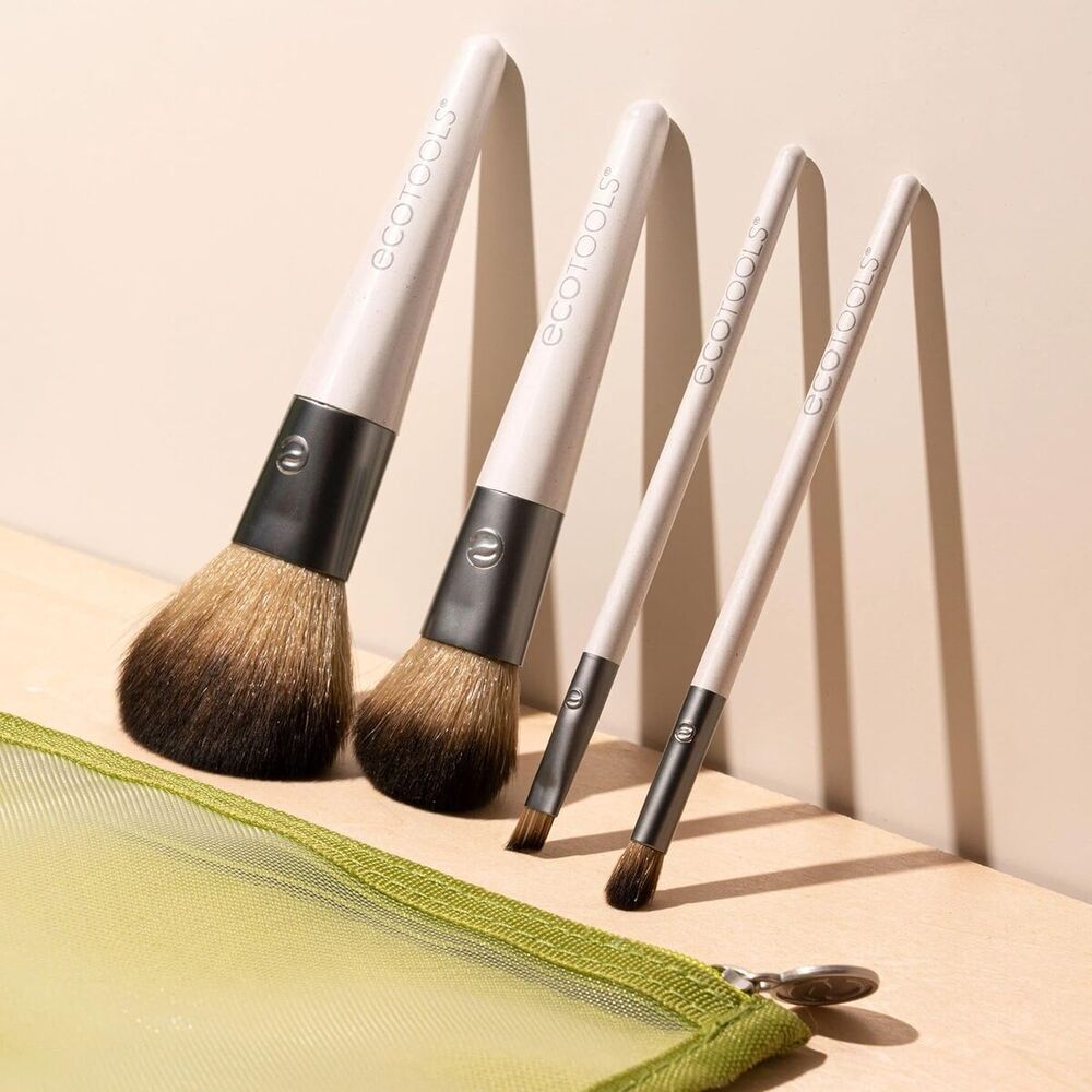 Pinceaux EcoTools à manches en bambou et trousse en maille